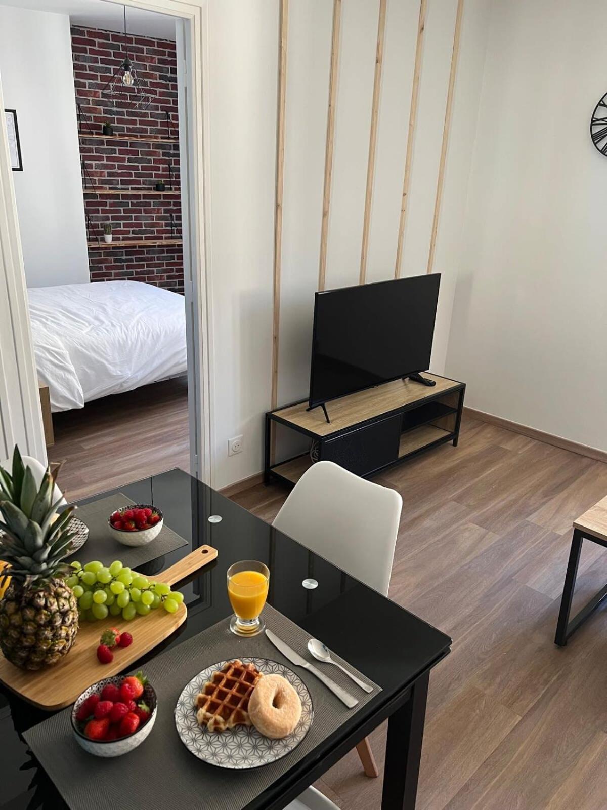 Casa Faro -T2 -Hyper Centre Brive -Rue Commercante Luaran gambar