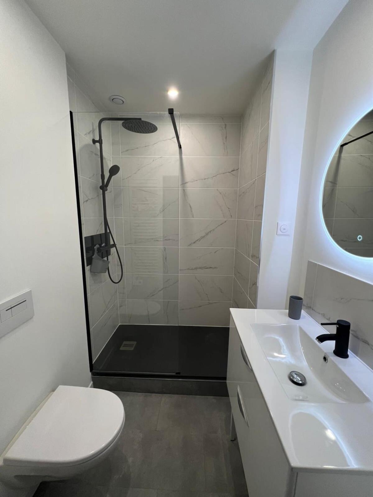 Casa Faro -T2 -Hyper Centre Brive -Rue Commercante Luaran gambar
